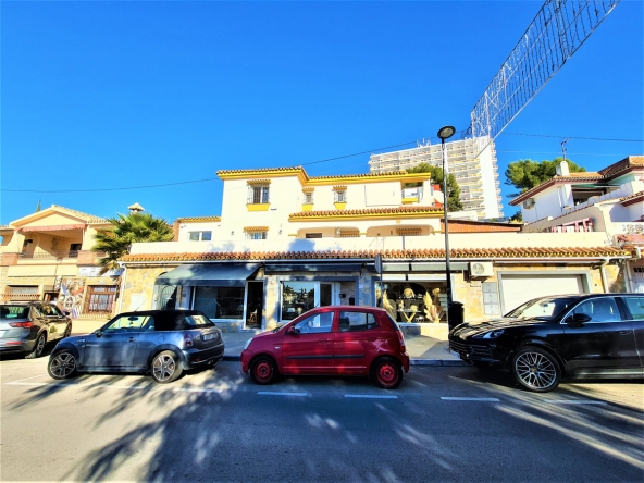 R3976135 01