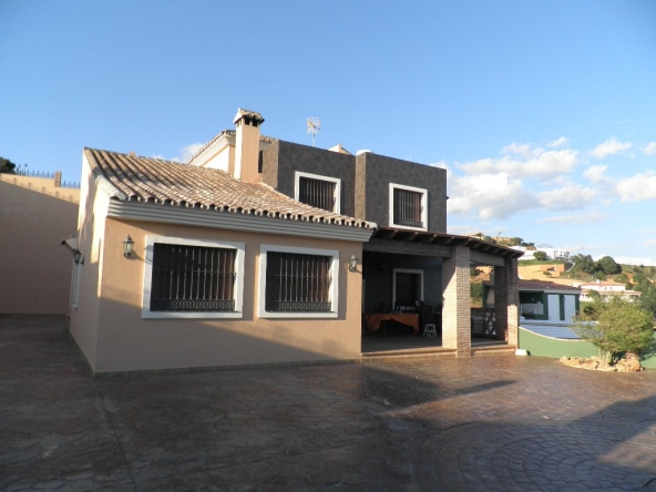R4039246 01