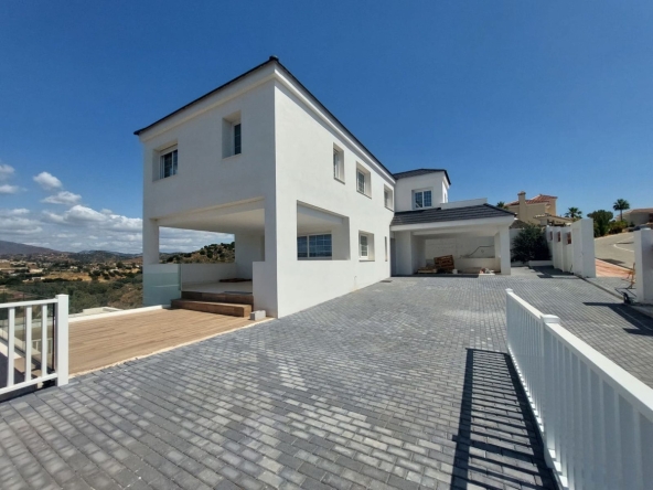 R4752265 01