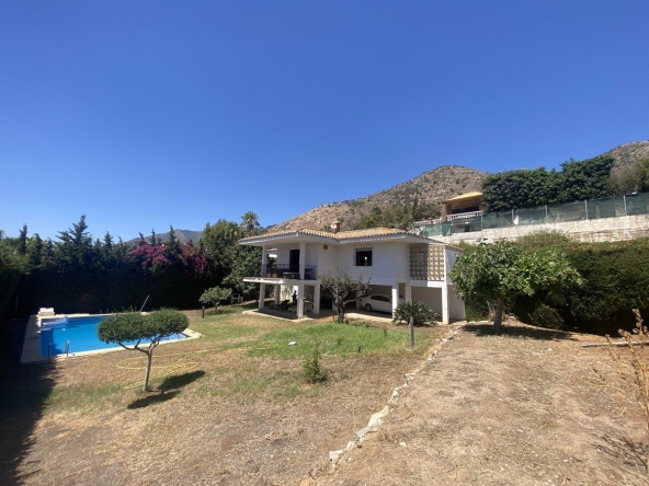 R4790650 01