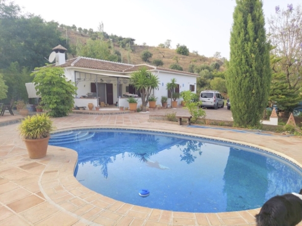 R4762708 01
