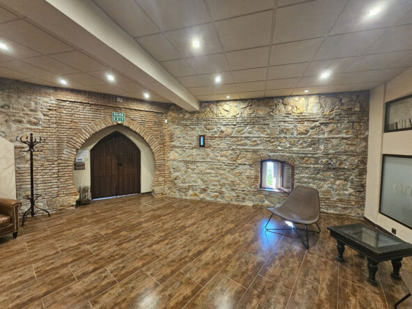 R4846099 01