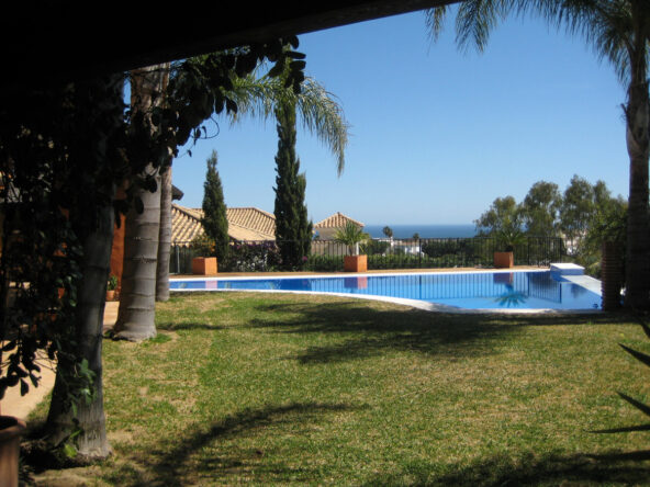 R3426691 01