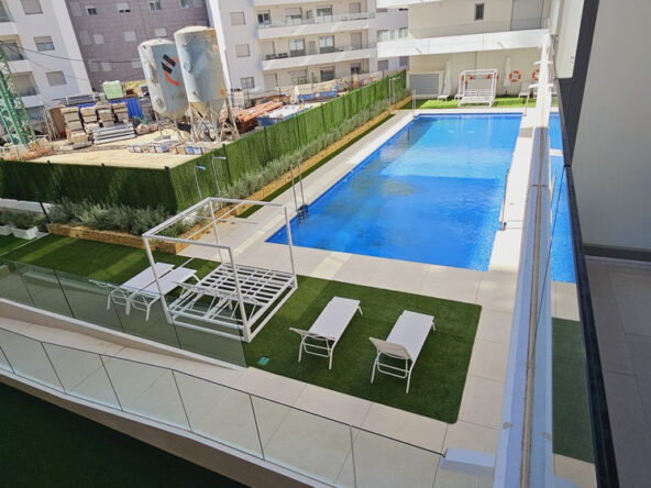 R4932967 01