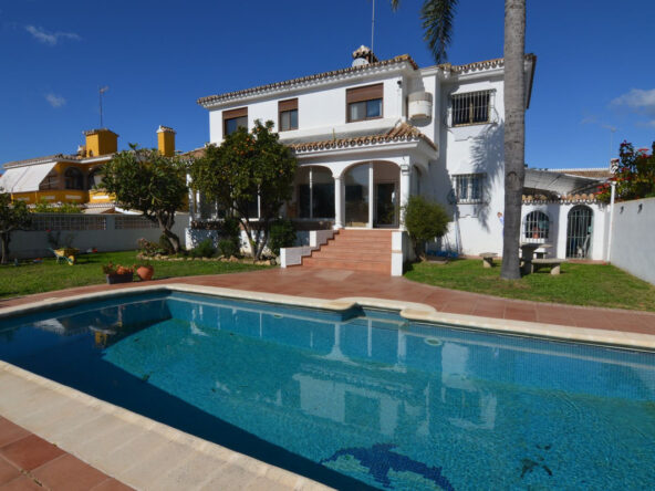 R4943995 01