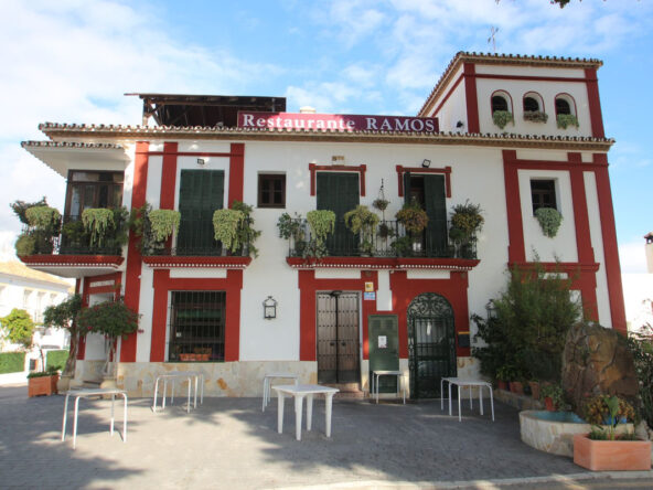 R4952035 01