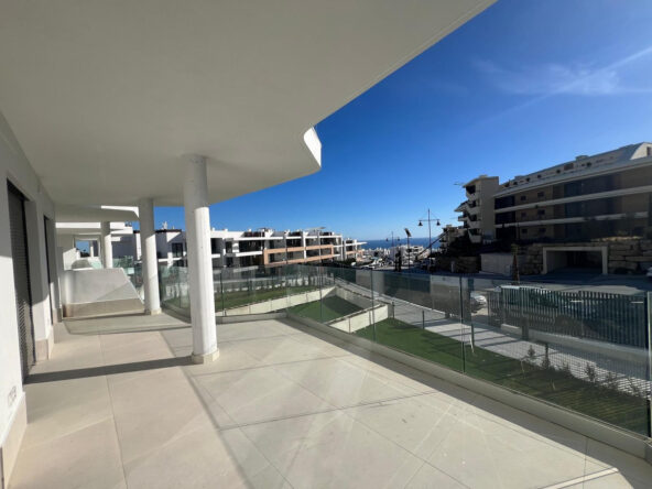 R4954195 01