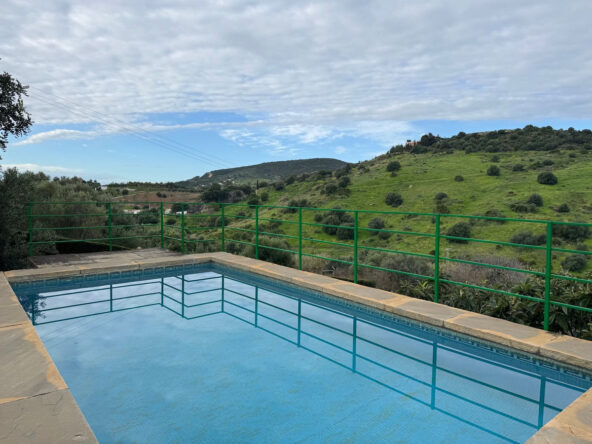 R4968871 01