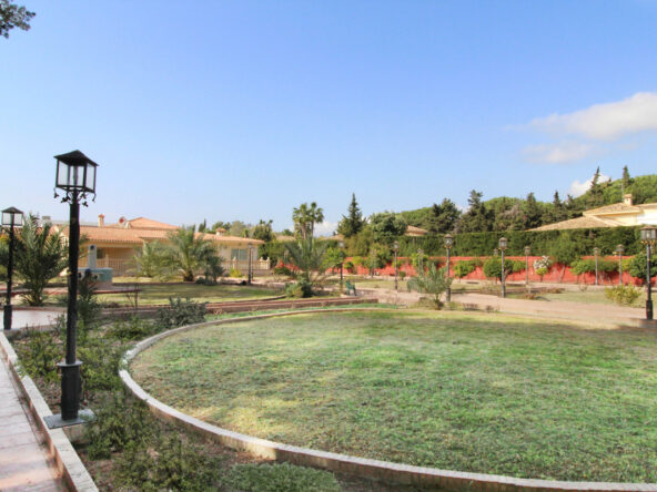 R3333502 01