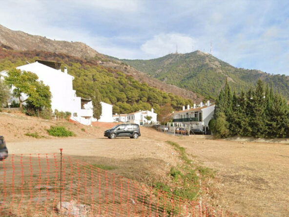 R4434277 01