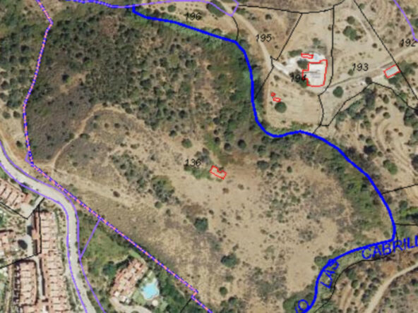 R4837588 01