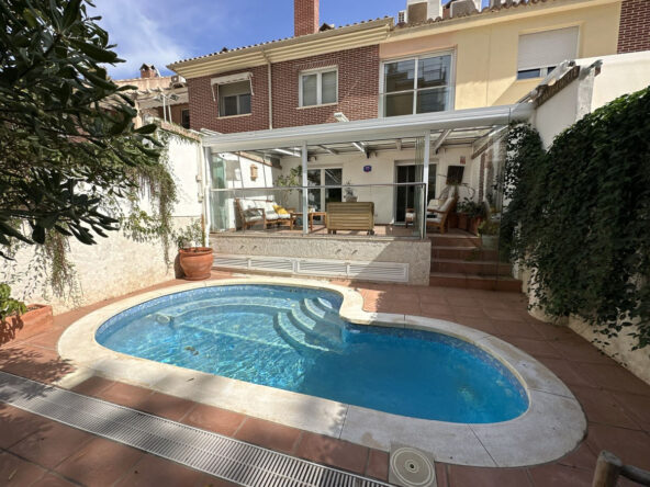 R4854532 01