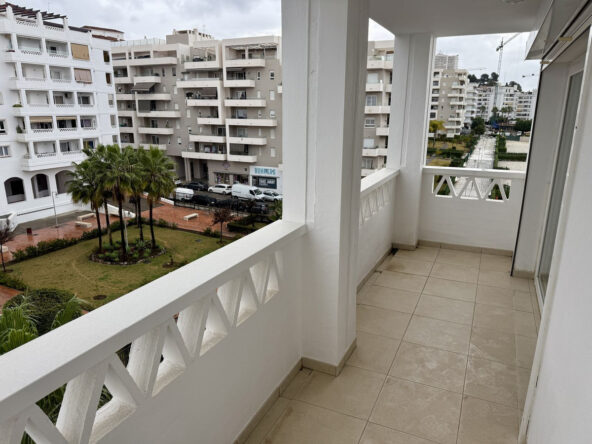 R4978912 01