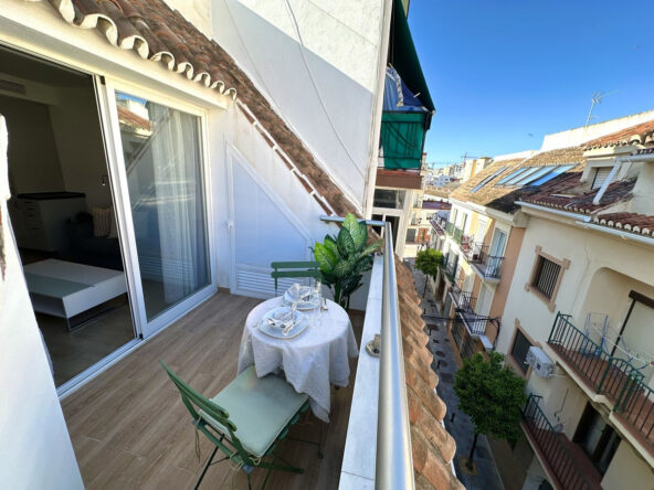 R4992679 01