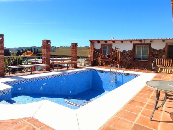 R3802609 01