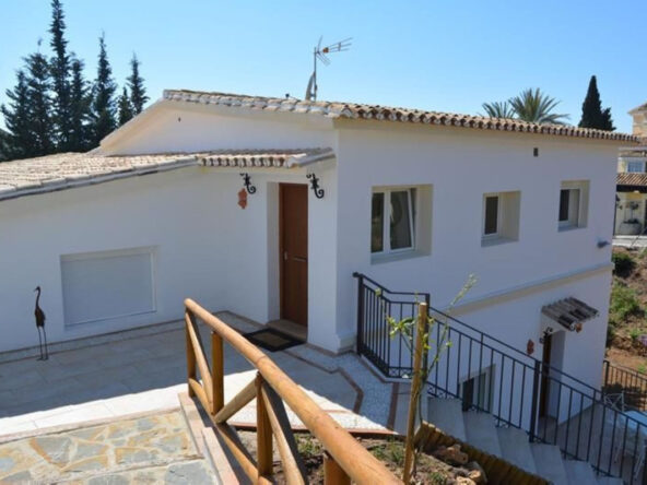 R4653064 01