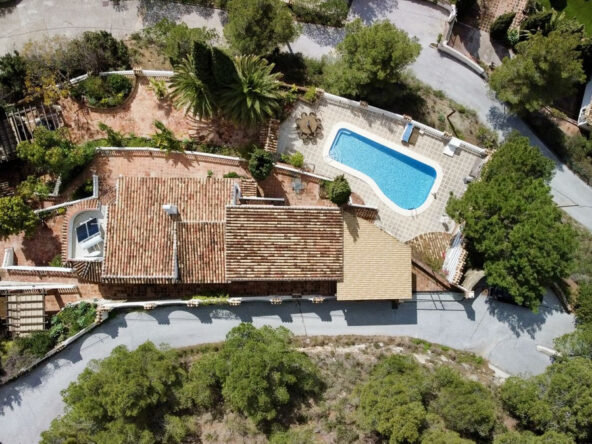 R4988371 01