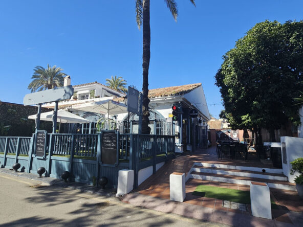 R4992973 01