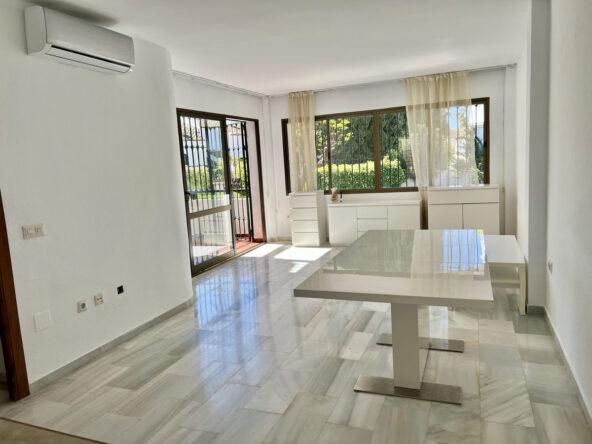 R5002627 01
