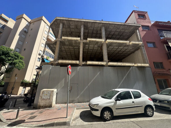 R5017729 01