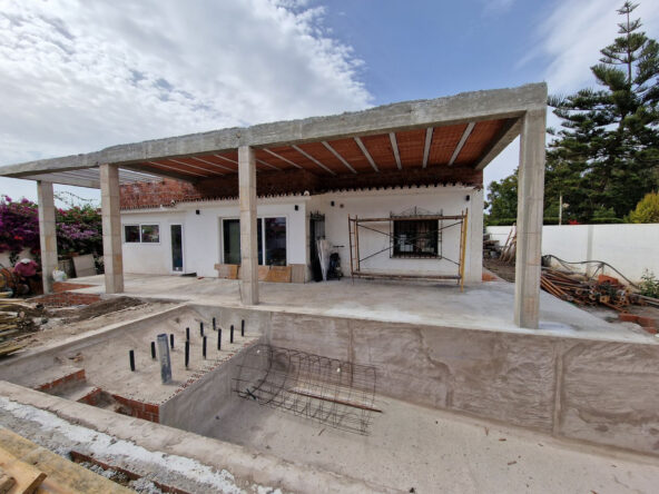 R4983280 01