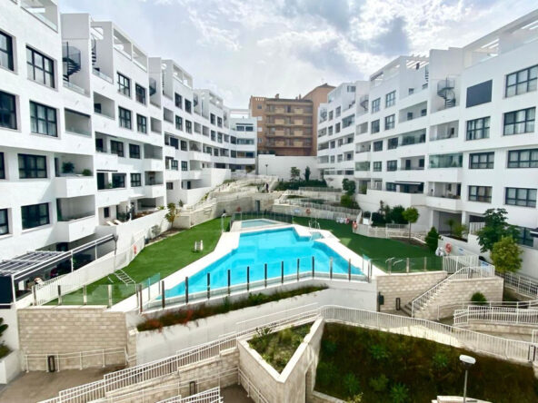 R5013628 01