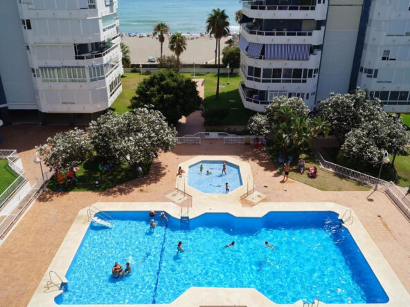 R5016973 01