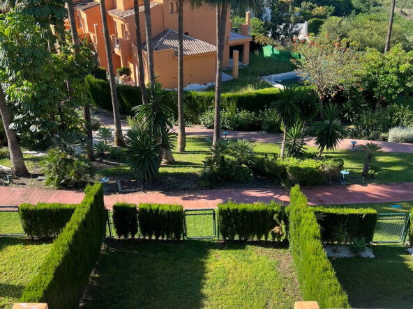 R5034655 01