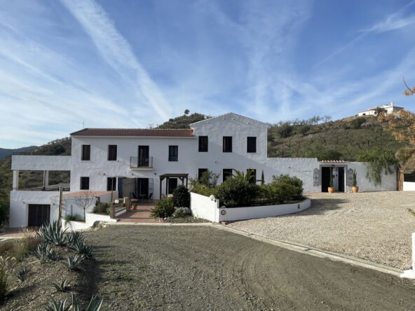 R5035072 01