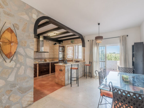 R5039635 01