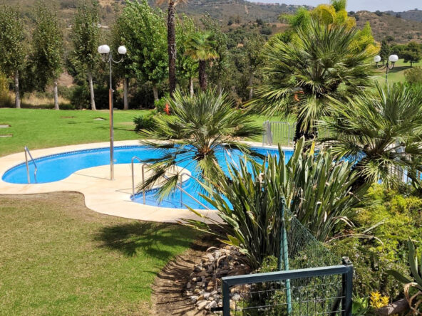R5038774 01