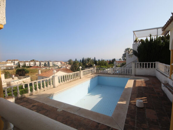 R5069830 01