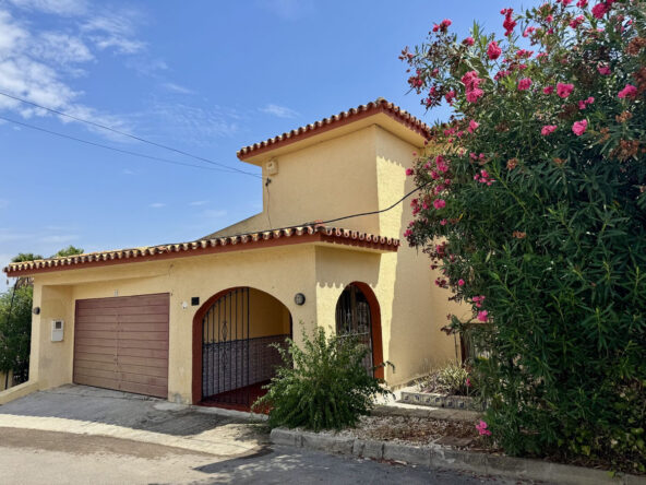 R5167672 01